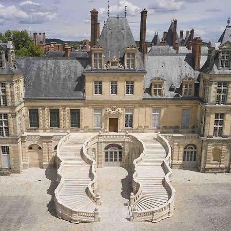 Bright Studio Apartment - Fontainebleau Exterior foto