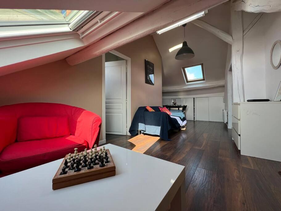 Bright Studio Apartment - Fontainebleau Exterior foto